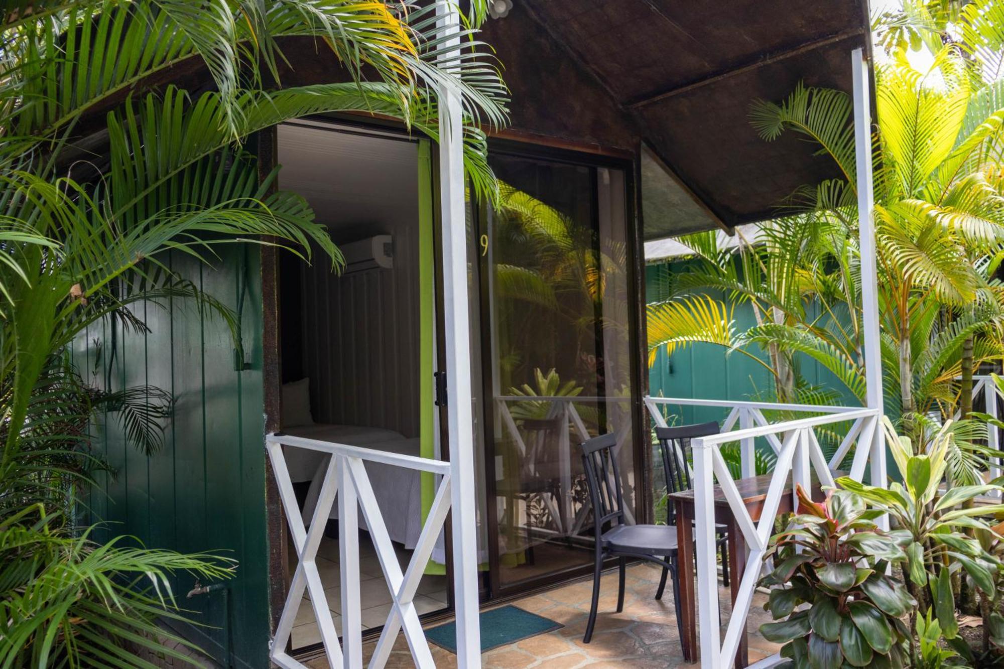Hotel Relax Termalitas - Thermal Water La Fortuna Екстер'єр фото