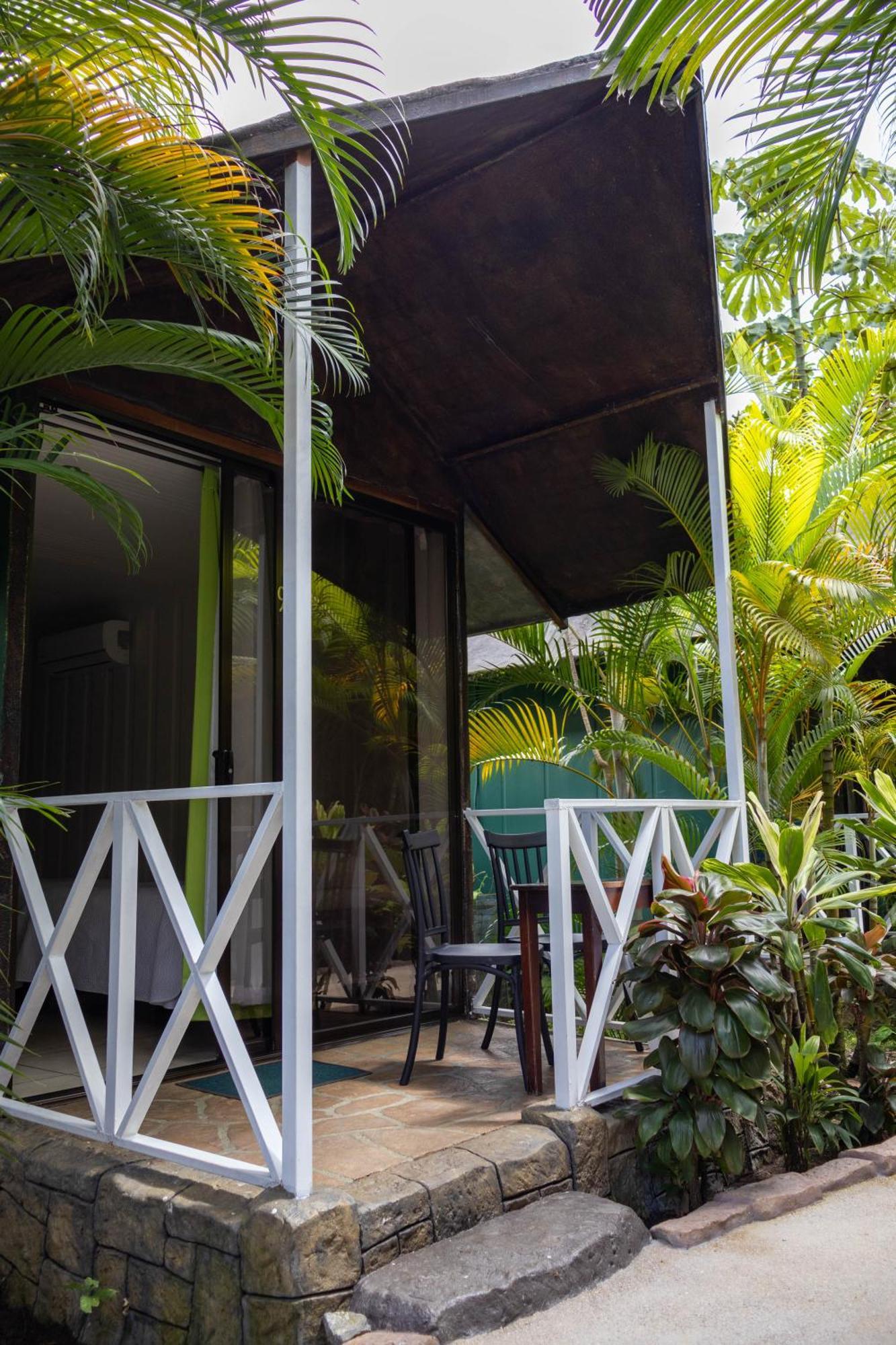 Hotel Relax Termalitas - Thermal Water La Fortuna Екстер'єр фото