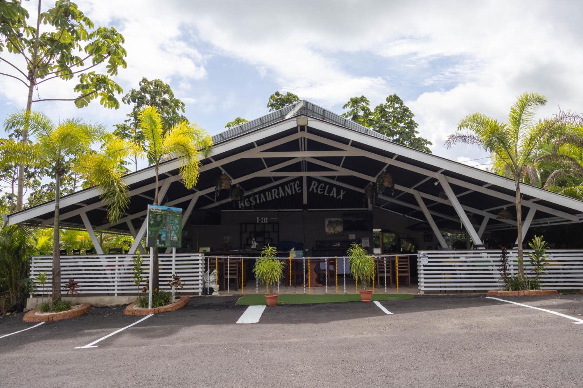 Hotel Relax Termalitas - Thermal Water La Fortuna Екстер'єр фото