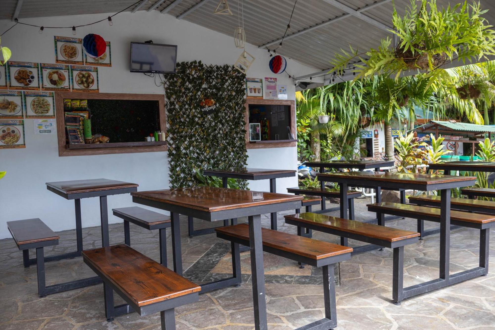 Hotel Relax Termalitas - Thermal Water La Fortuna Екстер'єр фото