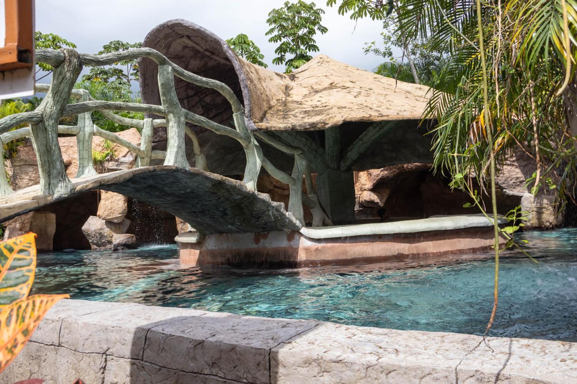 Hotel Relax Termalitas - Thermal Water La Fortuna Екстер'єр фото