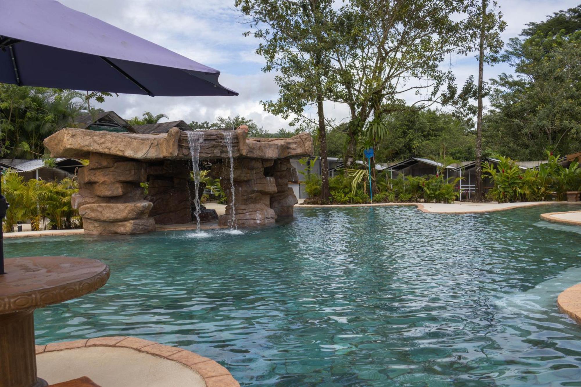 Hotel Relax Termalitas - Thermal Water La Fortuna Екстер'єр фото