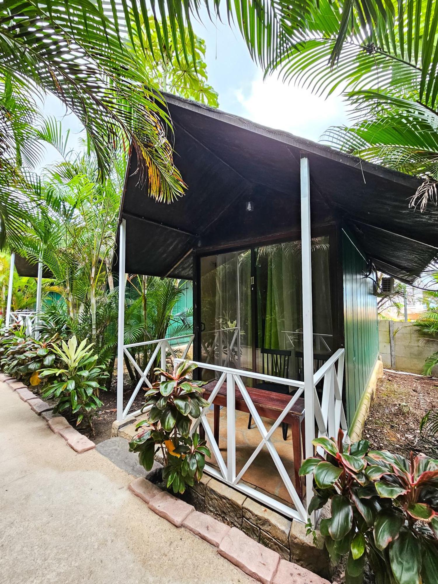 Hotel Relax Termalitas - Thermal Water La Fortuna Екстер'єр фото